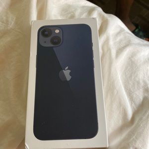 I’m selling a iPhone 13 128gb